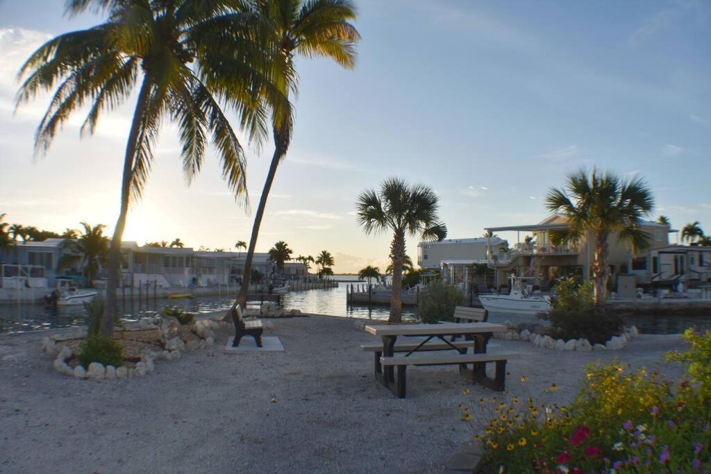 Pelican'S Roost, Waterfront Comfort At Venture Out Cudjoe Key Экстерьер фото