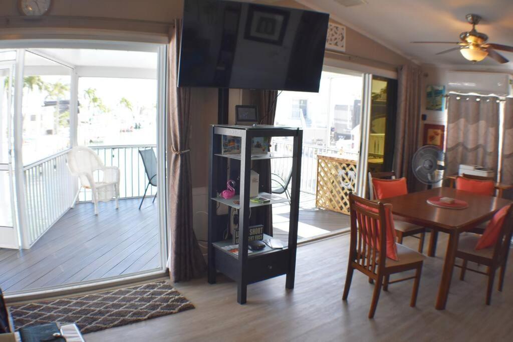 Pelican'S Roost, Waterfront Comfort At Venture Out Cudjoe Key Экстерьер фото